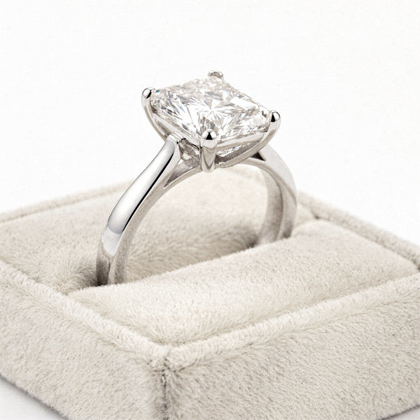 2.7ct Cushion Double Claw Prongs Diamond Ring