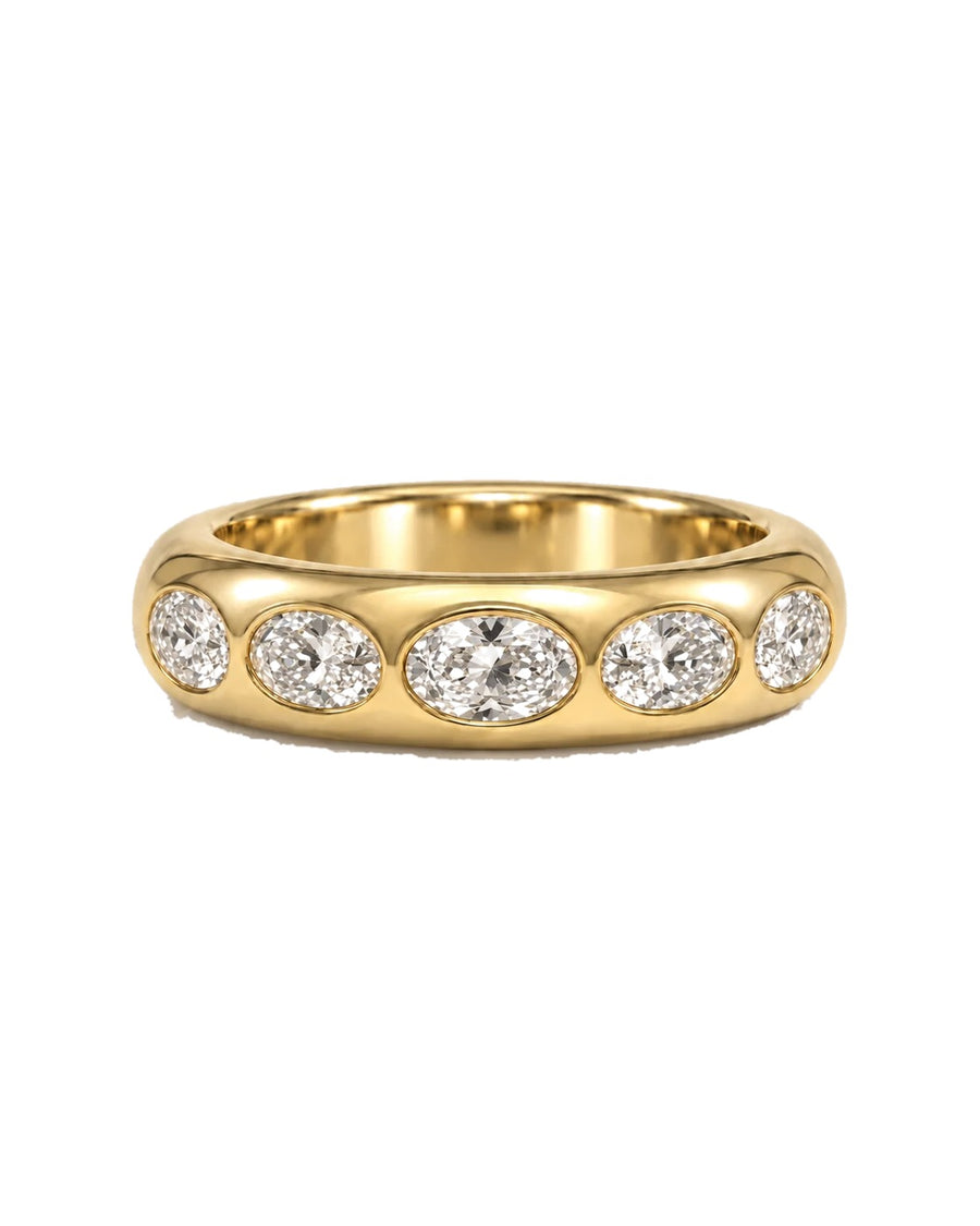 The Cadence — Oval Bezel Diamond Wedding Band