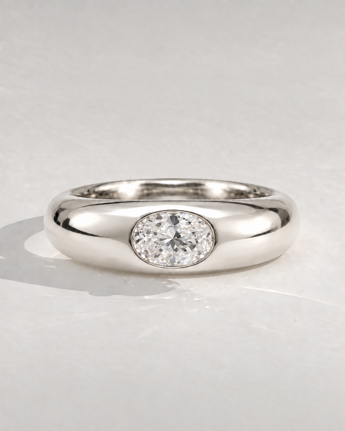 Lune Oval Flush-Set Band in 14k white gold — design visualization