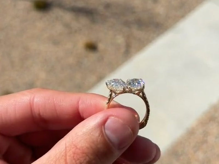 The finished Lavora ring, filmed